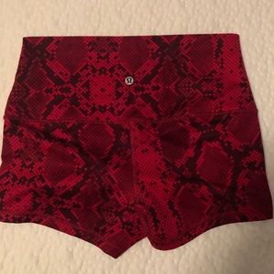 Snake print lululemon spandex shorts